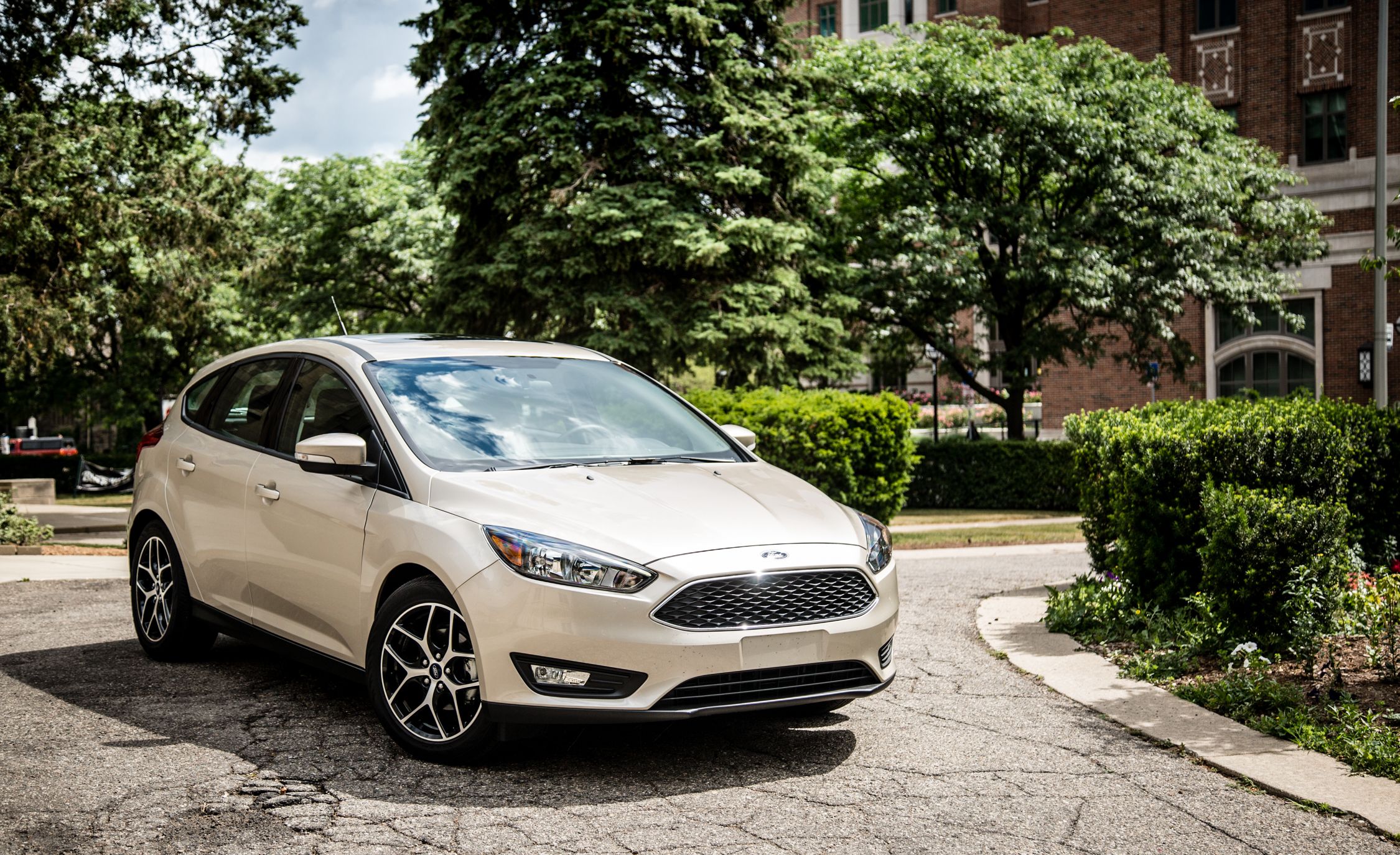 2017 Ford Focus  Specifications  Car Specs  Auto123
